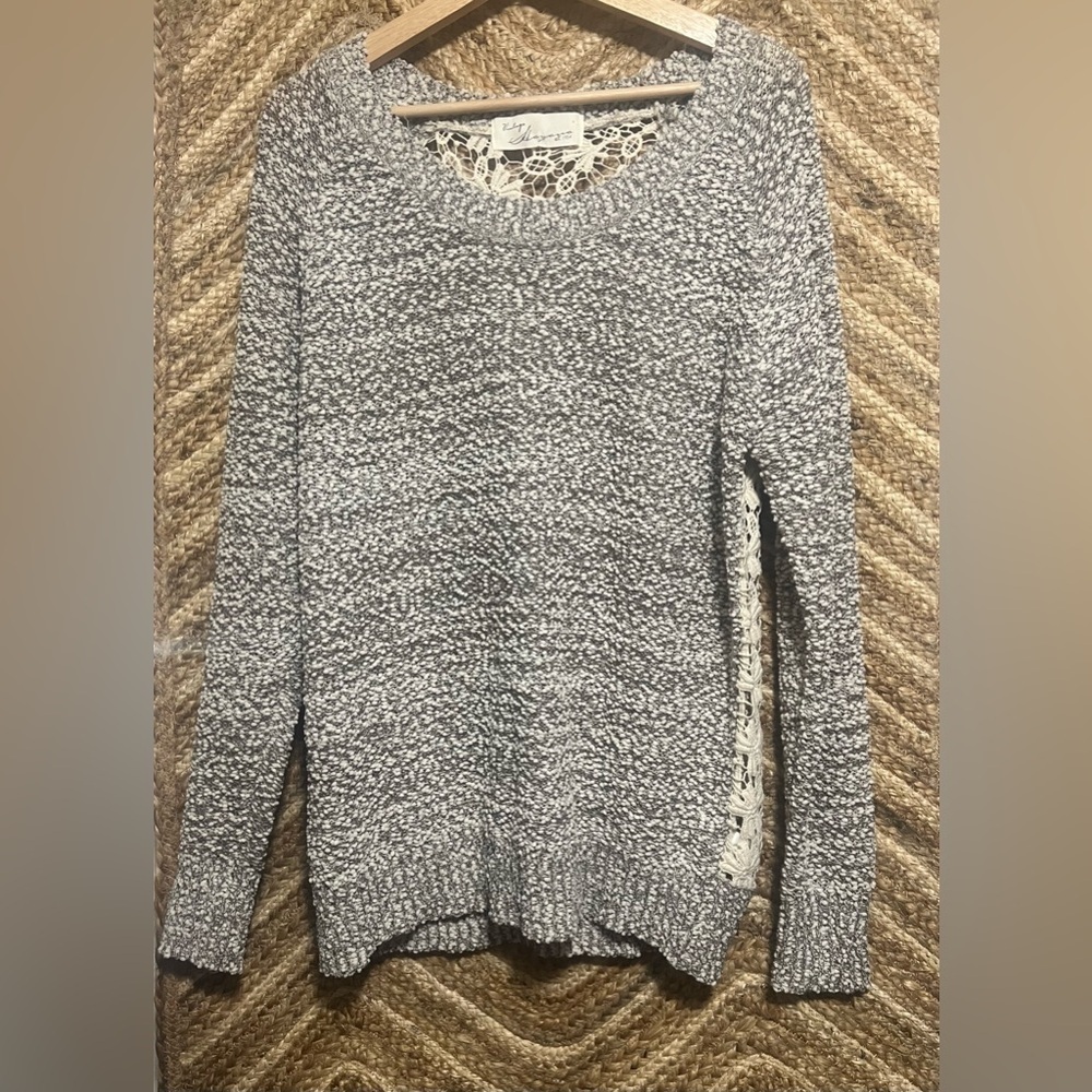 Vintage Havana Women's Popcorn Knit Crochet Back Grey Sweater,Size M?